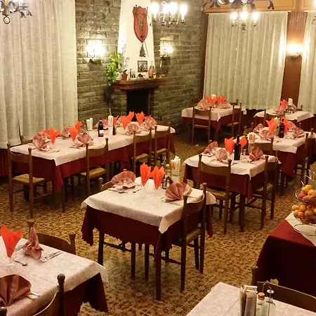 Ristorante Poli 酒店 2*